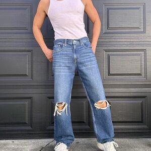 Men's Levi’s Blue Distressed jeans
